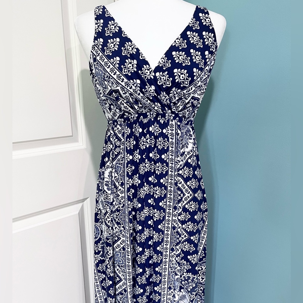 Soma faux wrap tank maxi dress. Size M